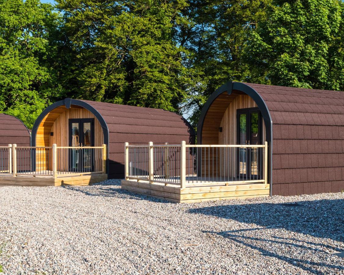 Weedingshall Lodges Falkirk Bagian luar foto