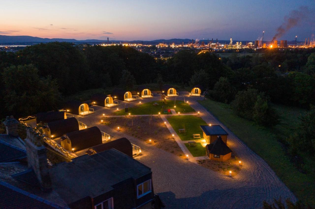Weedingshall Lodges Falkirk Bagian luar foto