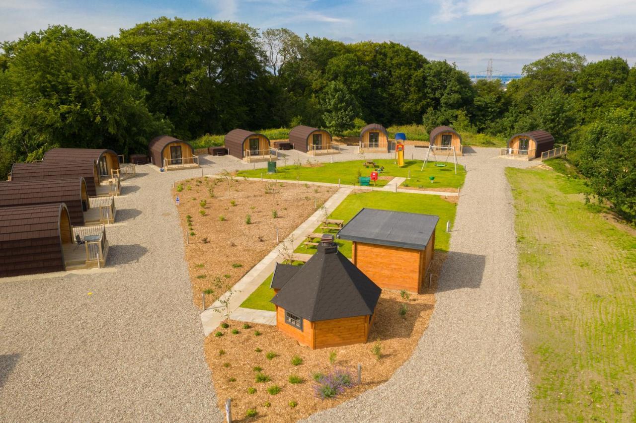 Weedingshall Lodges Falkirk Bagian luar foto