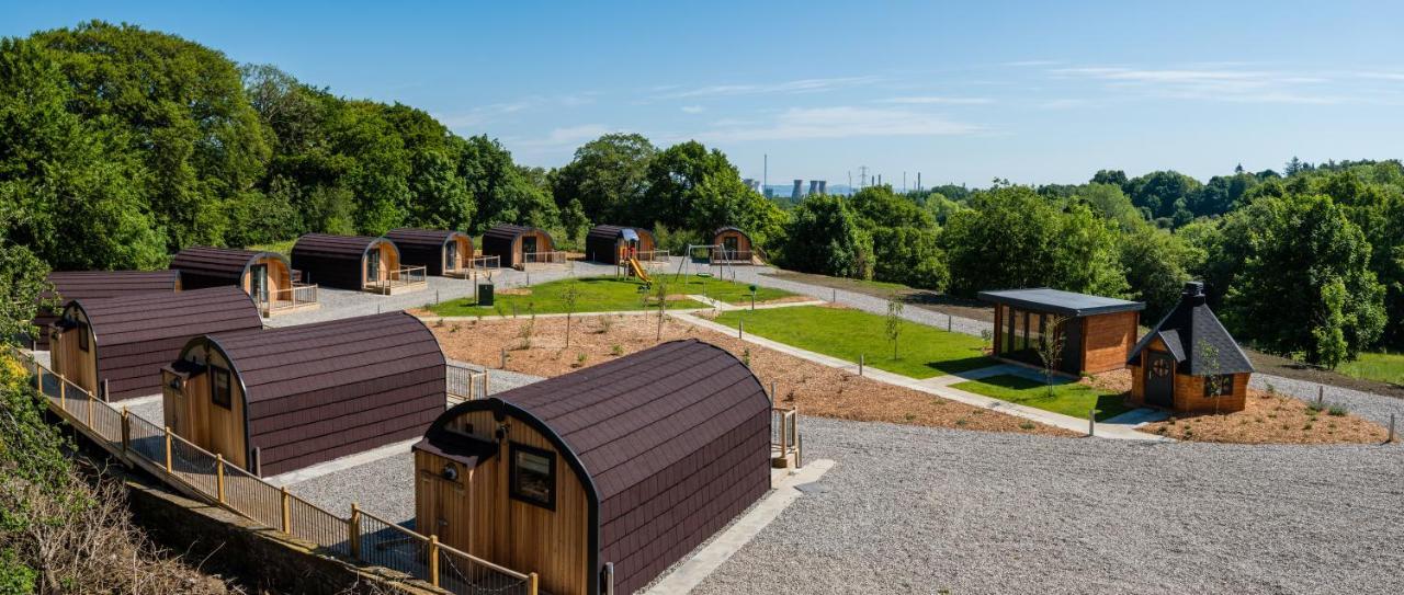 Weedingshall Lodges Falkirk Bagian luar foto